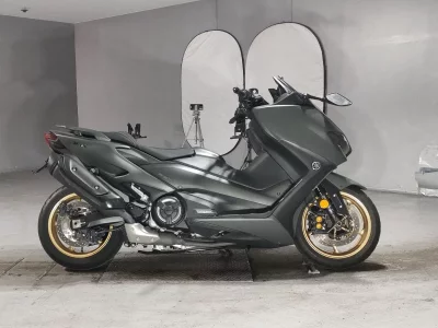 Yamaha T-MAX560