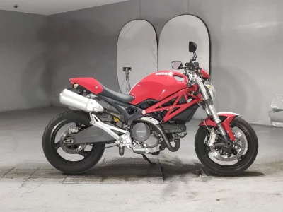 Ducati DUCATI MONSTAR 696 PLUS