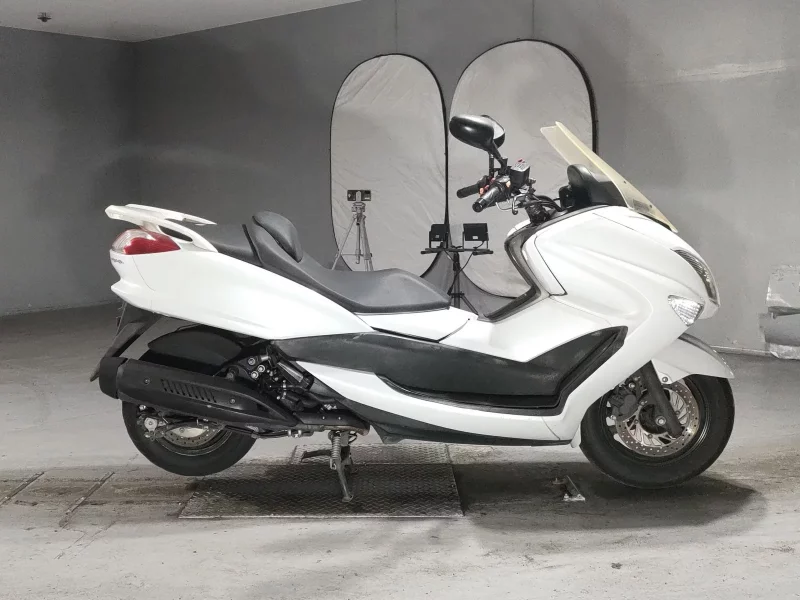 Yamaha MAJESTY 250
