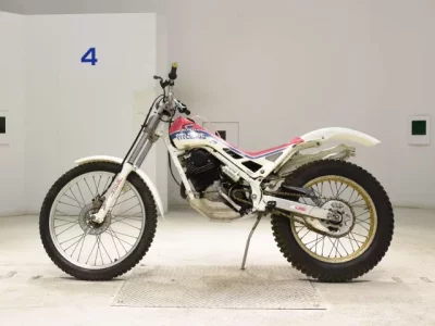 Honda RTL250S