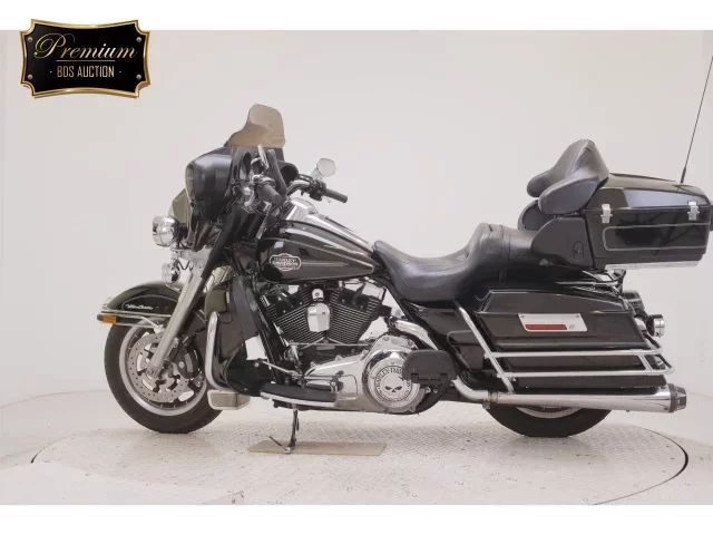 Harley-Davidson HARLEY FLHTCU1580