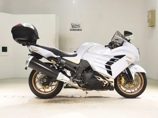 Kawasaki ZX-14RA лот № 2666 оценка 4  с аукциона в Японии