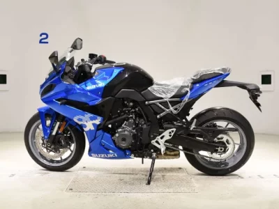 Suzuki GSX-8R  с аукциона в Японии