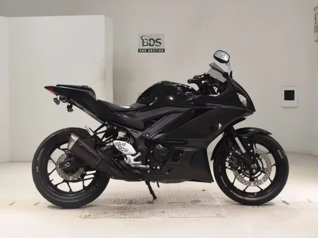 Yamaha YZF-R25A лот № 0249 оценка 4  с аукциона в Японии