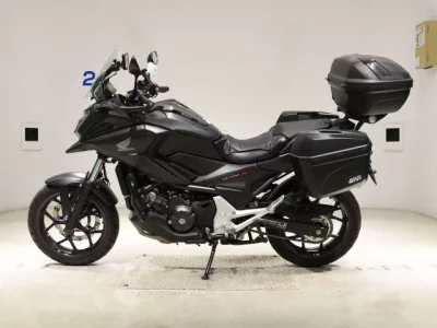 Honda NC750XD-2