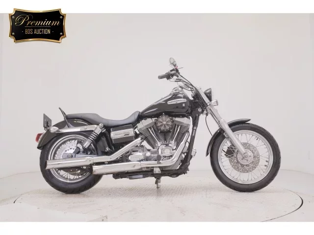 Harley-Davidson HARLEY FXDC1580 лот № 7517 оценка 4  с аукциона в Японии