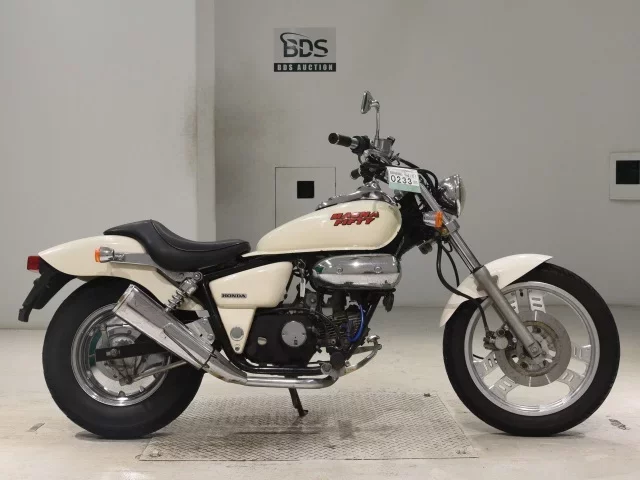 Honda MAGNA 50