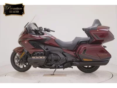 Honda GL1800 TOUR D  с аукциона в Японии