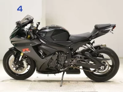 Suzuki GSX-R750 лот № 7726 оценка 5  с аукциона в Японии 2