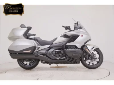 Honda GL1800 TOUR D  с аукциона в Японии