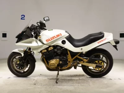 Suzuki GSX750S KATANA