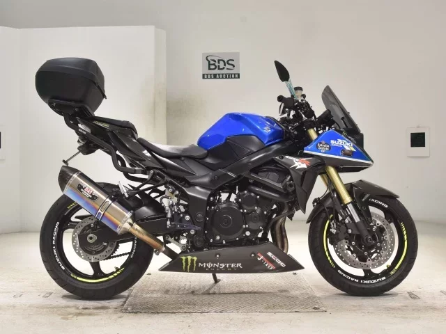 Suzuki GSR750A