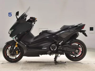Yamaha T-MAX530SX  с аукциона в Японии