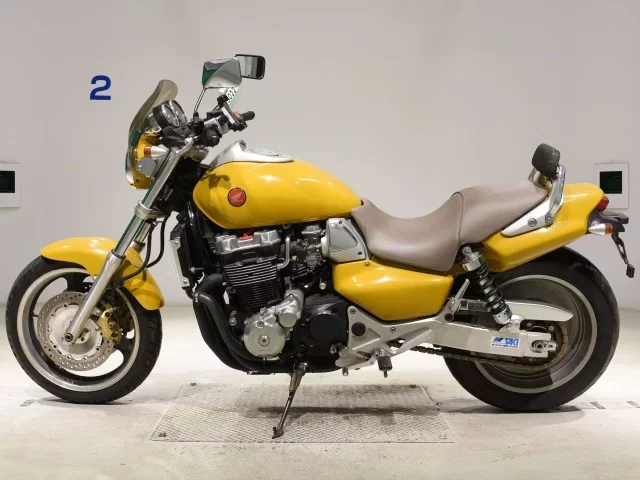 Honda X4