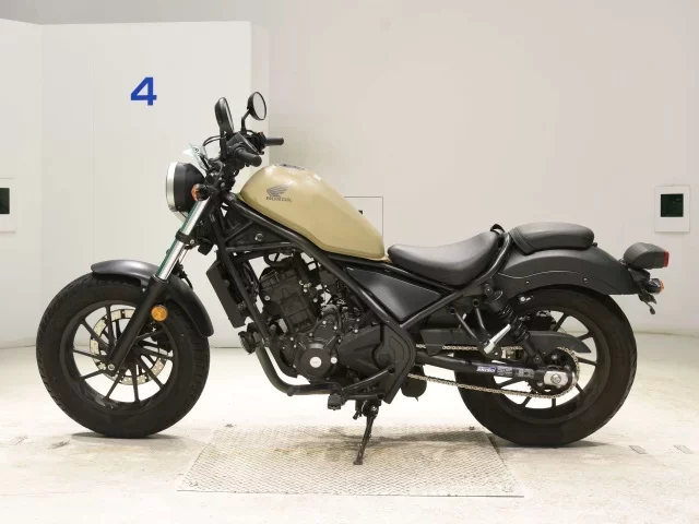 Honda REBEL