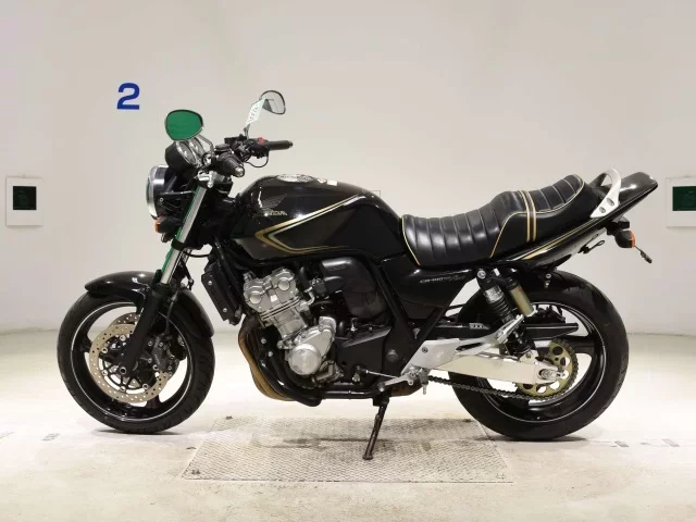 Honda CB400SFV-4