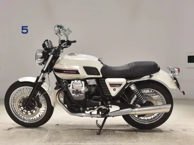 Moto Guzzi MOTO GUZZI V7 CLASSIC