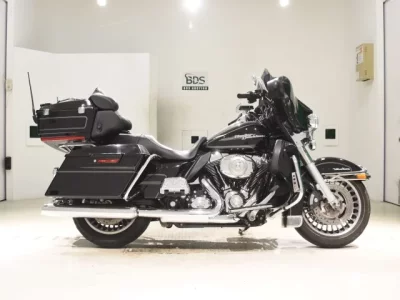 Harley-Davidson HARLEY FLHTCU1580