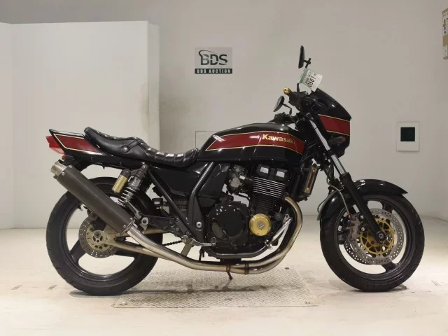 Kawasaki ZRX400