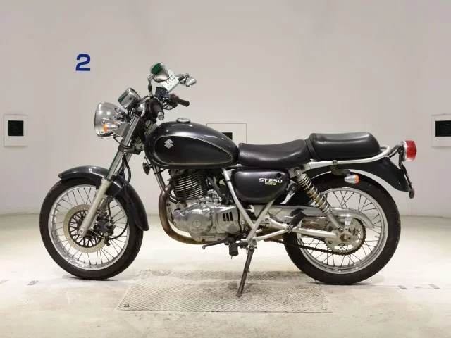 Suzuki ST250E