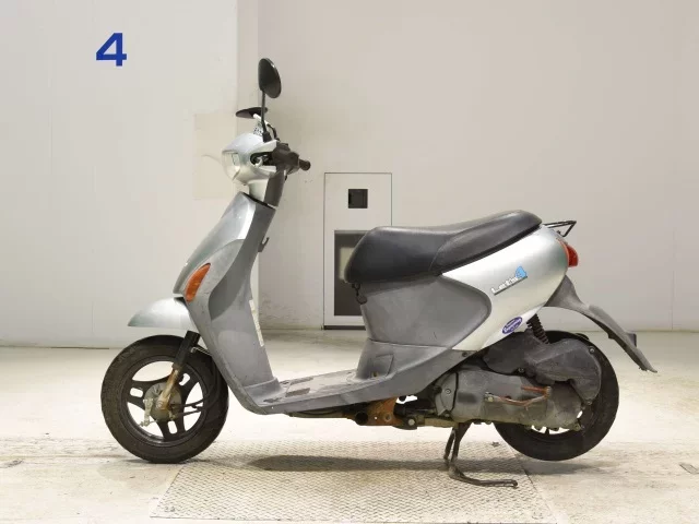 Suzuki LET S4