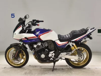 Honda CB400SFV-3 BOLDOR