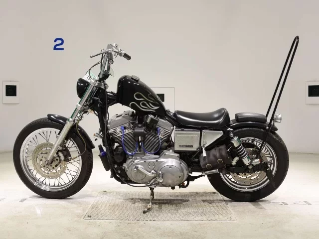 Harley-Davidson HARLEY XLH883 IS GAR