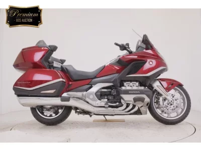 Honda GL1800 TOUR D  с аукциона в Японии