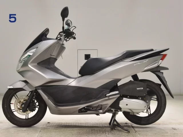 Honda PCX125-2