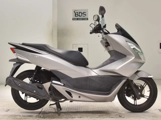 Honda PCX125-2