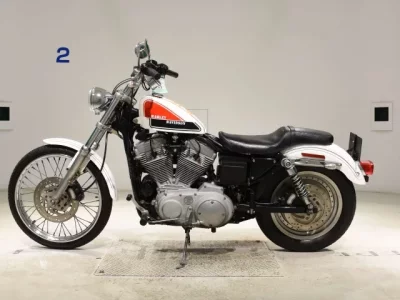 Harley-Davidson HARLEY XL883C