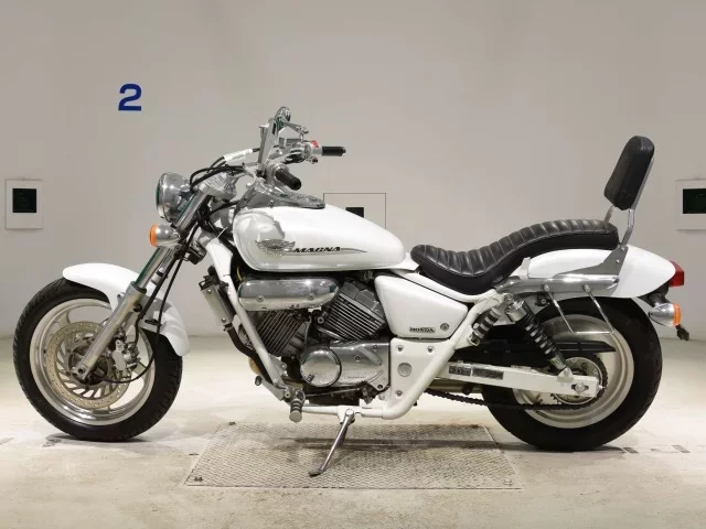 Honda MAGNA 250