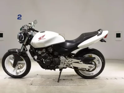 Honda HORNET250