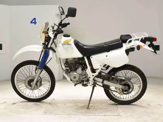 Honda XLR125R