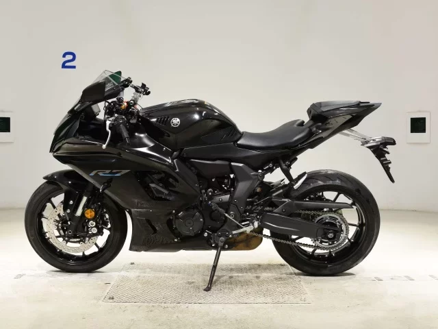 Yamaha YZF-R7-2