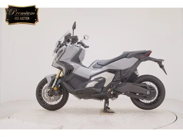 Honda X-ADV750-2