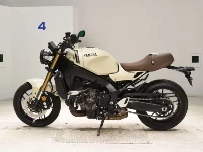 Yamaha XSR900-2