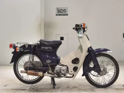 Honda C90