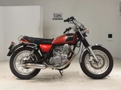 Yamaha SR400-3