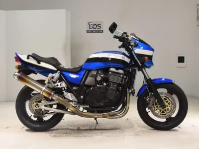 Kawasaki ZRX1100