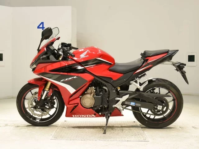 Honda CBR400R-2