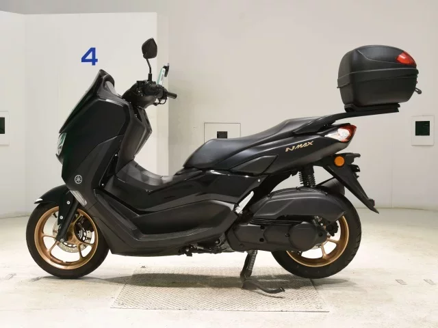 Yamaha NMAX-2