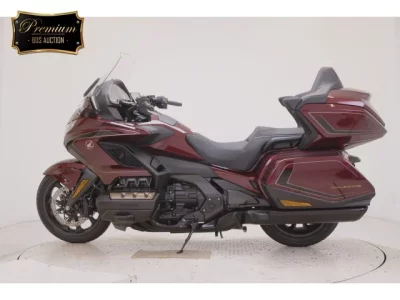 Honda GL1800 TOUR D  с аукциона в Японии