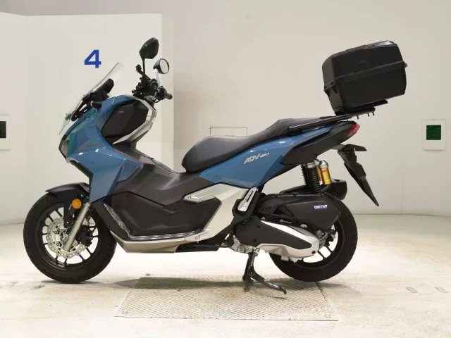 Honda ADV160