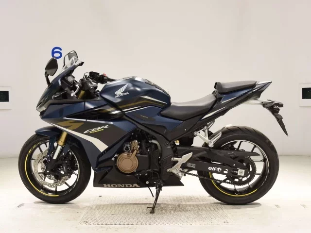 Honda CBR400R-2