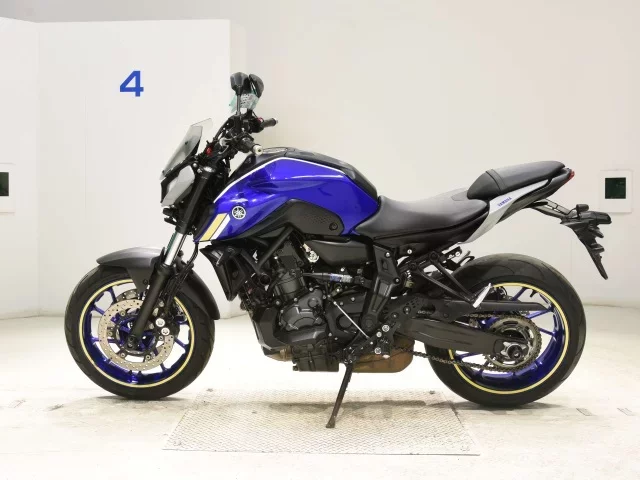Yamaha MT-07-2