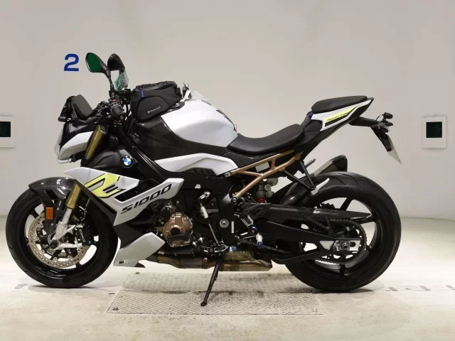 BMW BMW S1000R