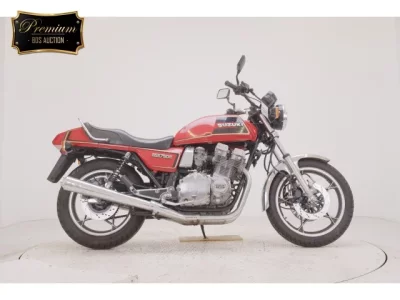 Suzuki GSX750