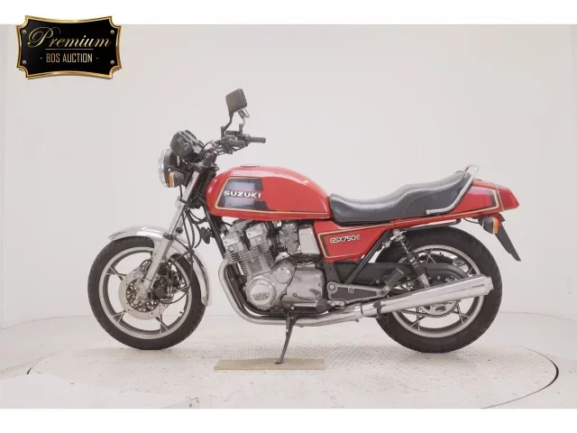 Suzuki GSX750