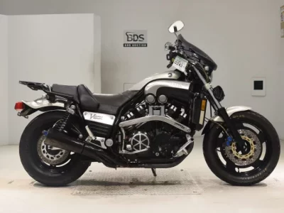 Yamaha V-MAX